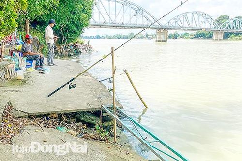 Mạnh tay hơn nữa với ''cát tặc''