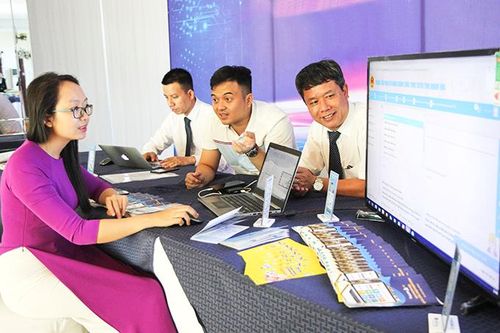 Trung tâm Dịch vụ hành chính công trực tuyến tỉnh: Phát huy hiệu quả