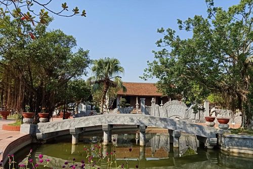 Đọc hai tập thơ 'Hồn quê Trạng Trình' và 'Bút sinh hương'