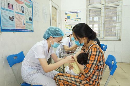 Tránh lơ là trong phòng bệnh truyền nhiễm