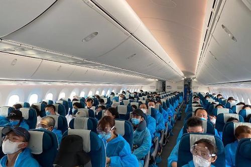 Hàng không Việt lần đầu chở khách đi Trung Quốc sau 5 tháng tạm dừng vì Covid-19