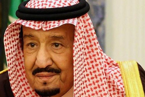 Quốc vương Arab Saudi nhập viện