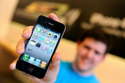 Scandal lớn nhất lịch sử Apple khiến Steve Jobs phải công khai xin lỗi