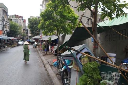 Bức bối không gian sống ở ngõ Gốc đề