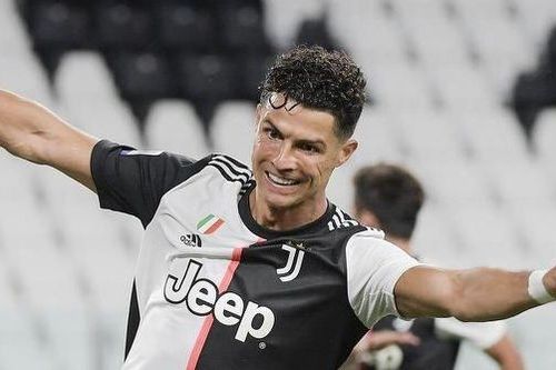Quyết giành Chiếc giày vàng châu Âu, C.Ronaldo bứt phá mạnh mẽ, lập thêm kỷ lục ấn tượng
