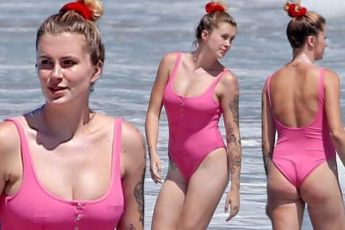Ireland Baldwin tròn đầy quá gợi cảm ở biển