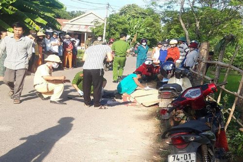Người đàn ông tử vong bất thường dưới mương nước