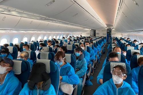 Việt Nam thực hiện chuyến bay đầu tiên đến Trung Quốc