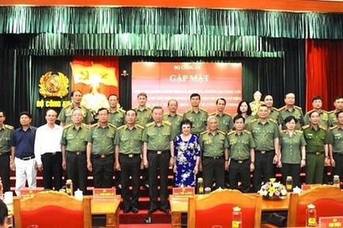 Gặp mặt thương binh, thân nhân liệt sỹ tiêu biểu trong CAND