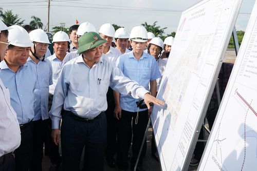 Thủ tướng: Quyết liệt giải phóng mặt bằng cho dự án sân bay Long Thành