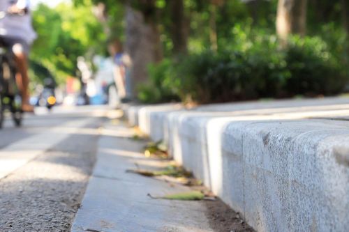 Ngỡ ngàng trước diện mạo mới của vỉa hè hồ Hoàn Kiếm
