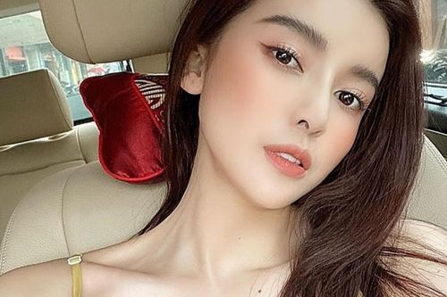 Cao Thái Hà lộ ảnh gầy trơ xương: 'Giảm 5 kg trong 10 ngày'