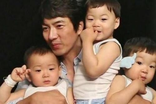 Song Il Gook: 'Đã quá muộn để con tôi quay lại'