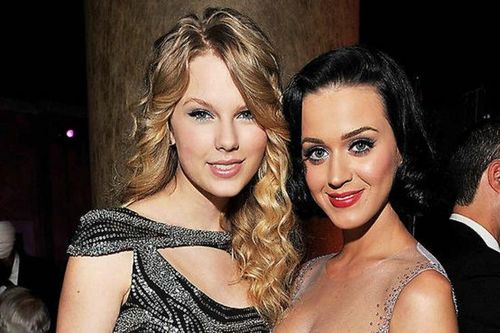 Lý do Katy Perry muốn hàn gắn Taylor Swift sau mối thù 7 năm