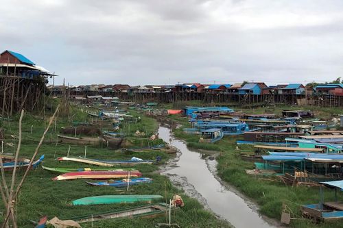 'Ngư dân mà không có cá' - Biển Hồ cạn khô vì nước sông Mekong về muộn