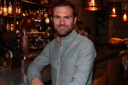 Nhà hàng của Juan Mata lỗ nặng dù được fans MU ủng hộ