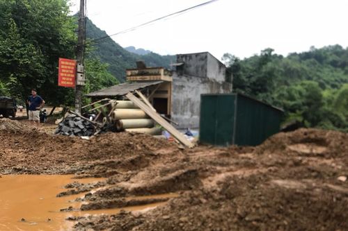 Thiệt hại nặng nề sau mưa lũ, sạt lở đất ở Hà Giang