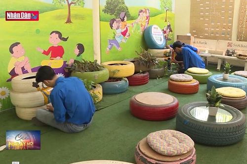 Tái chế lốp xe ô tô cũ thành thư viện đọc sách
