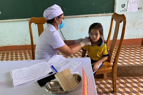 Bảo đảm tỷ lệ trẻ tiêm chủng đủ mũi bạch hầu hơn 95%