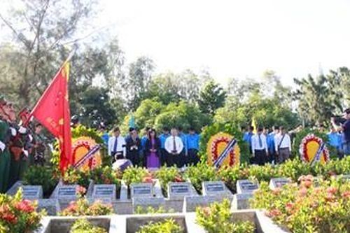 Đồng Tháp truy điệu, an táng 54 hài cốt liệt sĩ