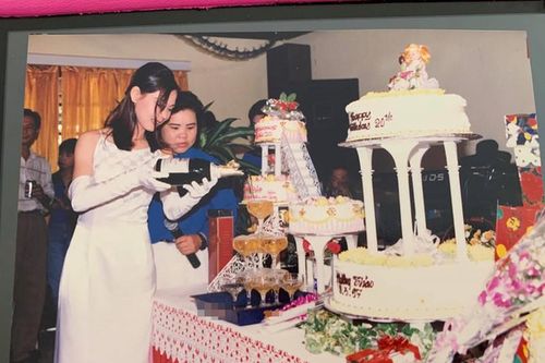 Thanh Thảo khoe ảnh sinh nhật 20 tuổi tổ chức như lễ cưới