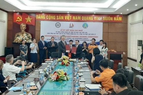 Việt Nam-Hoa Kỳ ký Bản ghi nhớ về tăng cường năng lực thực thi pháp luật thủy sản