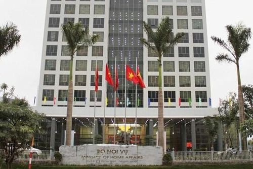 Ba Thứ trưởng Bộ Nội vụ được đề nghị khen thưởng vì thành tích 'xuất sắc đột xuất'