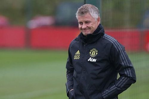 Đấu West Ham, HLV Solskjaer báo tin không vui về Bailly