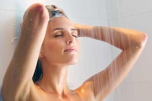 Thói quen 'chết người' khi tắm nước quá nóng, số 3 chị em nhớ bỏ ngay