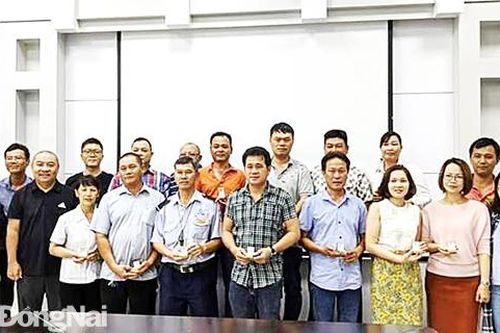 Tặng 226 chỉ vàng cho người lao động có nhiều năm cống hiến