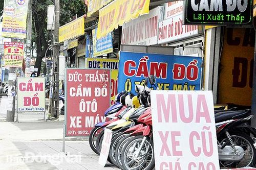 Siết chặt quản lý dịch vụ cầm đồ
