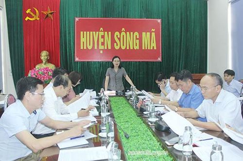 Đồng chí Trưởng Ban Nội chính tỉnh ủy làm việc với Ban Thường vụ huyện ủy Sông Mã
