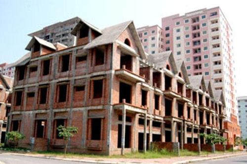 Kiểm soát sự mất an toàn của nền móng công trình liền kề khi thi công ép cọc cho công trình xây chen