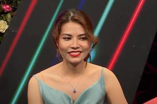 Cô gái muốn tìm bạn trai có đôi môi sexy