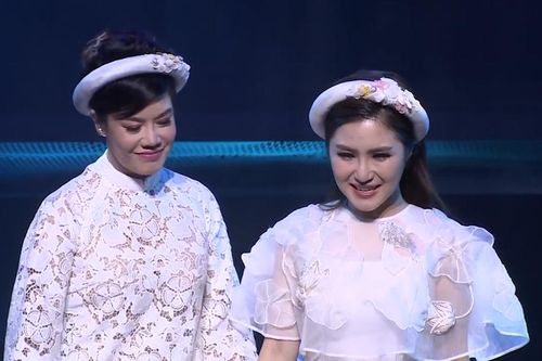Thu Phương, Hương Tràm song ca 'Gặp mẹ trong mơ'