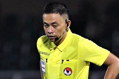 Trọng tài FIFA cũng thua CLB Nam Định?