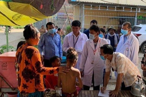 Dịch bệnh lạ ở Campuchia khiến gần 100 người mắc