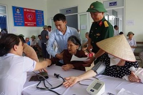 Hải Dương: Khám bệnh, tư vấn sức khỏe và cấp thuốc miễn phí cho hơn 300 đối tượng chính sách