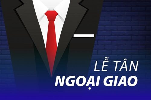 Trong giao tiếp, nên ôm hôn như thế nào?