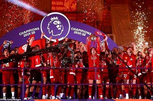 Man United giành 1 điểm quý như vàng, Chelsea trả giá đắt vì hàng thủ