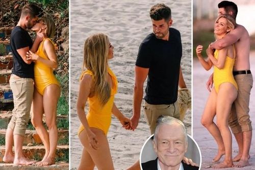 Vợ góa của ông trùm Playboy 'khóa môi' tình trẻ nồng nàn trên bãi biển