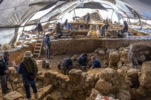 Israel phát hiện trung tâm lưu trữ 2.700 năm tuổi