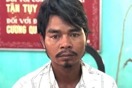 Không lưu số điện thoại vợ, người đàn ông rút súng bắn tử vong chị họ