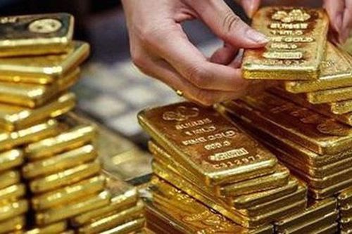 Tăng thêm 2 triệu đồng/lượng, giá vàng trong nước tiến sát ngưỡng 55 triệu đồng