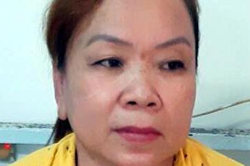 Khởi tố con gái ngược đãi mẹ ruột 87 tuổi