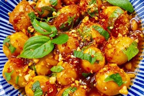 Trứng cút rim me
