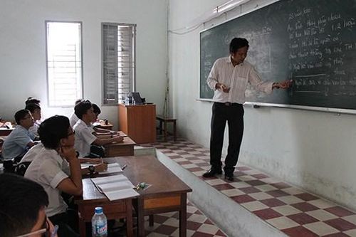 Quan tâm bồi dưỡng cán bộ quản lý giáo dục