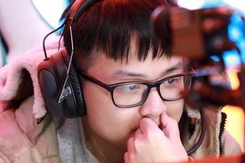 SofM giành MVP, Suning kéo dài chuỗi thắng