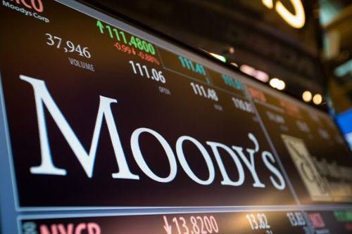 Moody's giữ nguyên xếp hạng tín nhiệm với triển vọng ổn định với một số ngân hàng