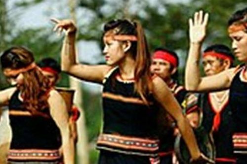 Người Bahnar trước thời Pháp có gì đặc biệt?